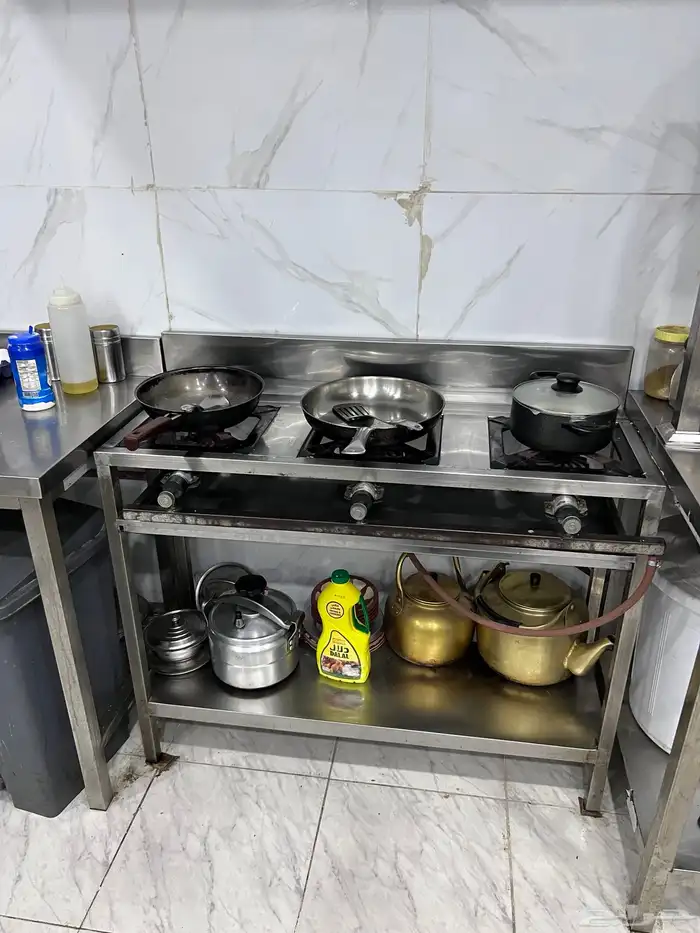 عجانة وساح وغاز وطولة 2دور وطولة دور وحد ومغسلة 1