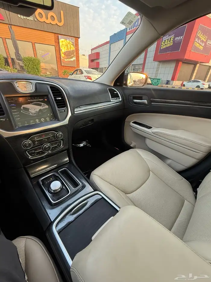 كرايسلر S نظيفة جدآ 2016 19