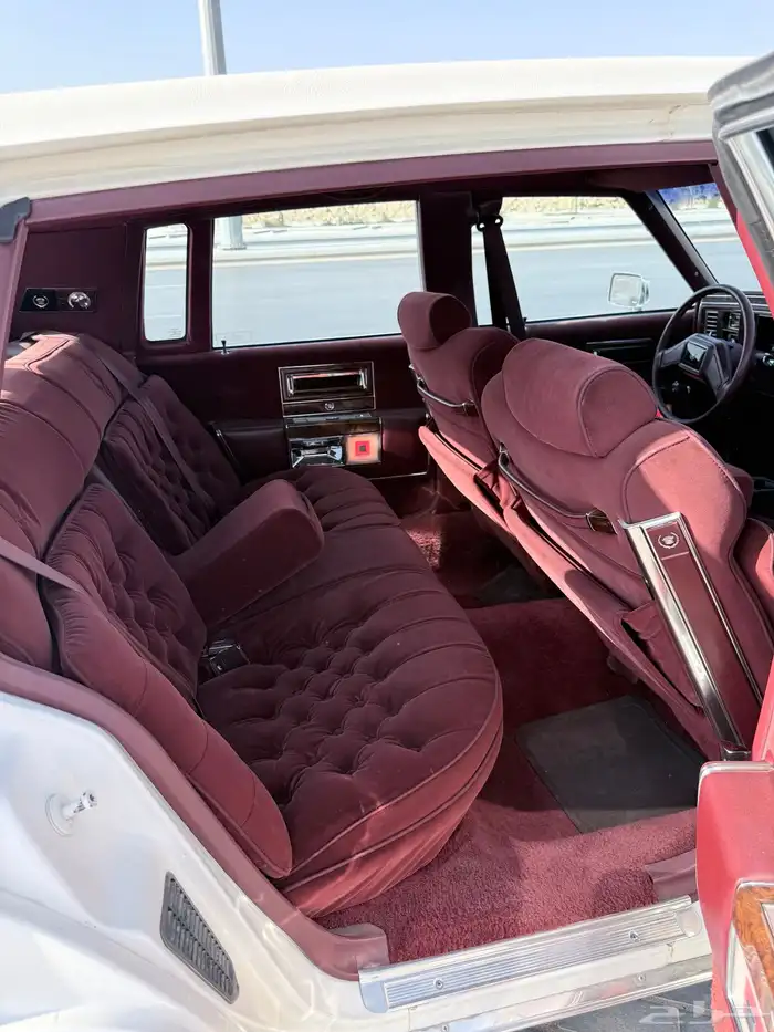 كاديلاك كلاسيك 1990 14