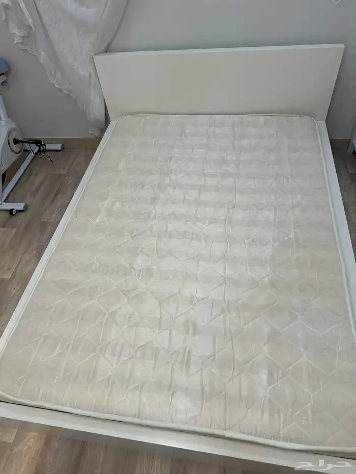 سرير نفرين من ايكيا 1