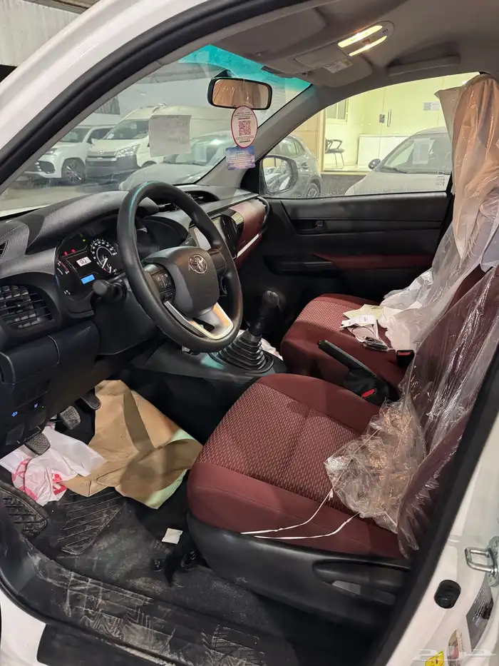 تويوتا هايلوكس GL ديزل غمارتين 2025 8