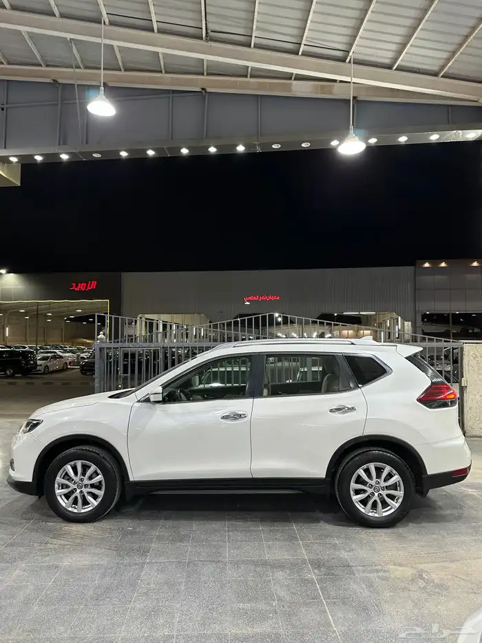اكس تريل 2021 نص فل دبل 7 مقاعد معرض(عبيد الرشيدي) 15