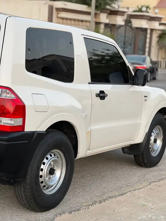 باجيرو 2006 للبيع 6