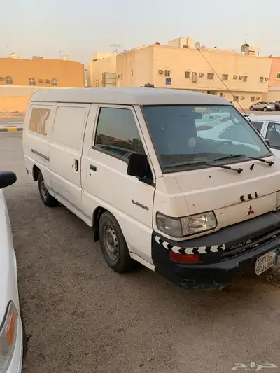 باص مستبيشي 2006 ديزل حق بضايع 0