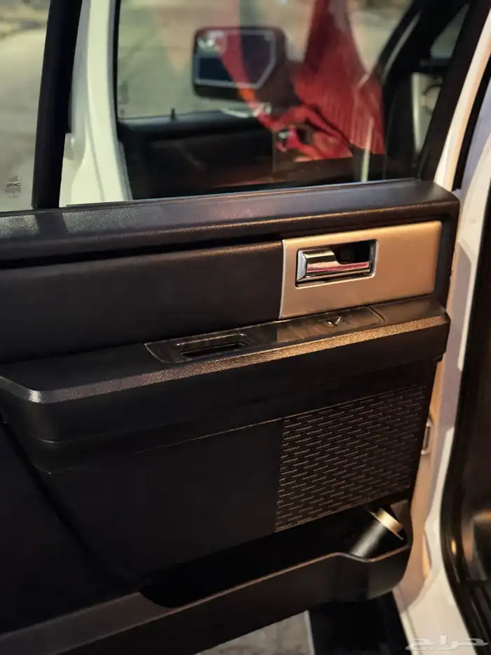 فورد اكسبيدشن 2015 9