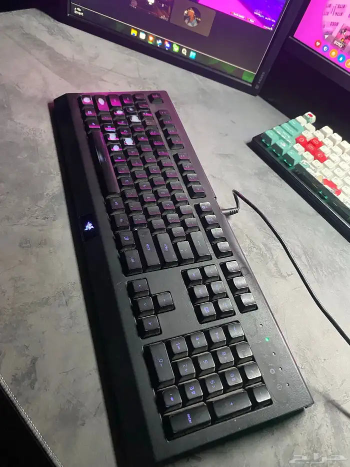 كيبورد  للبيع 1