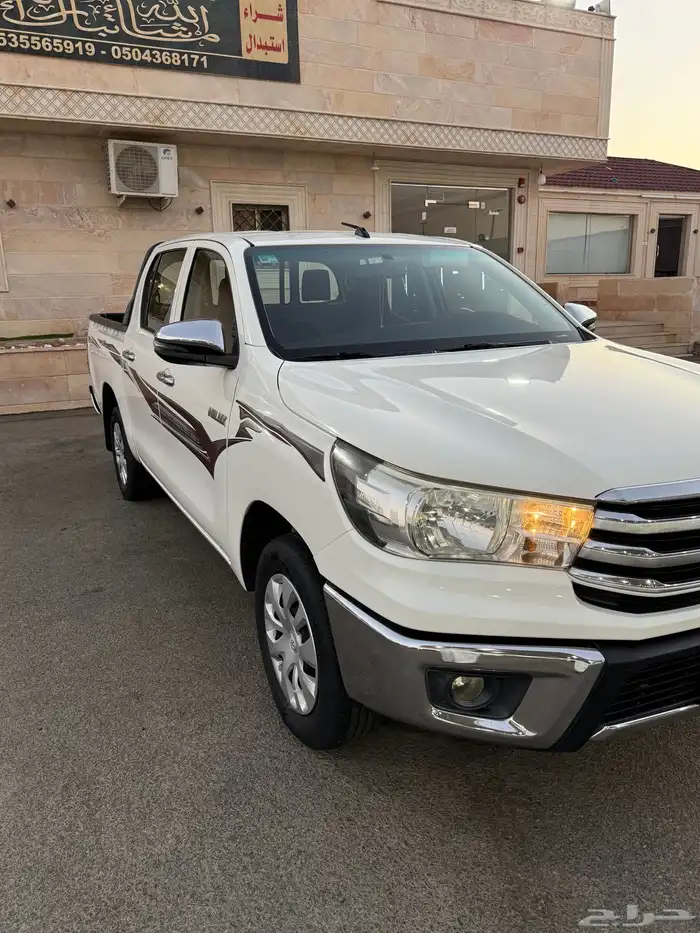 للبيع تويوتا هايلوكس 2018 10