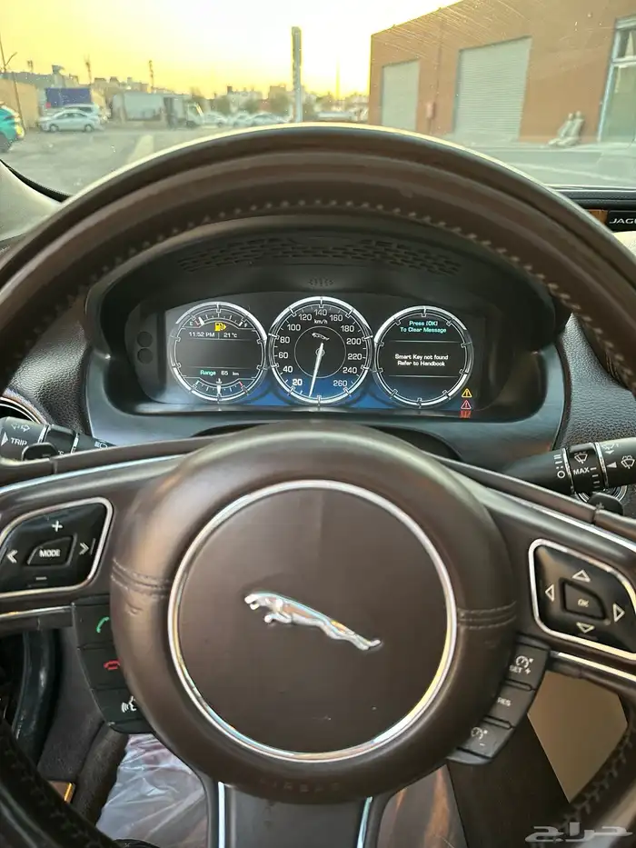 جاكور 2015 XJL 9