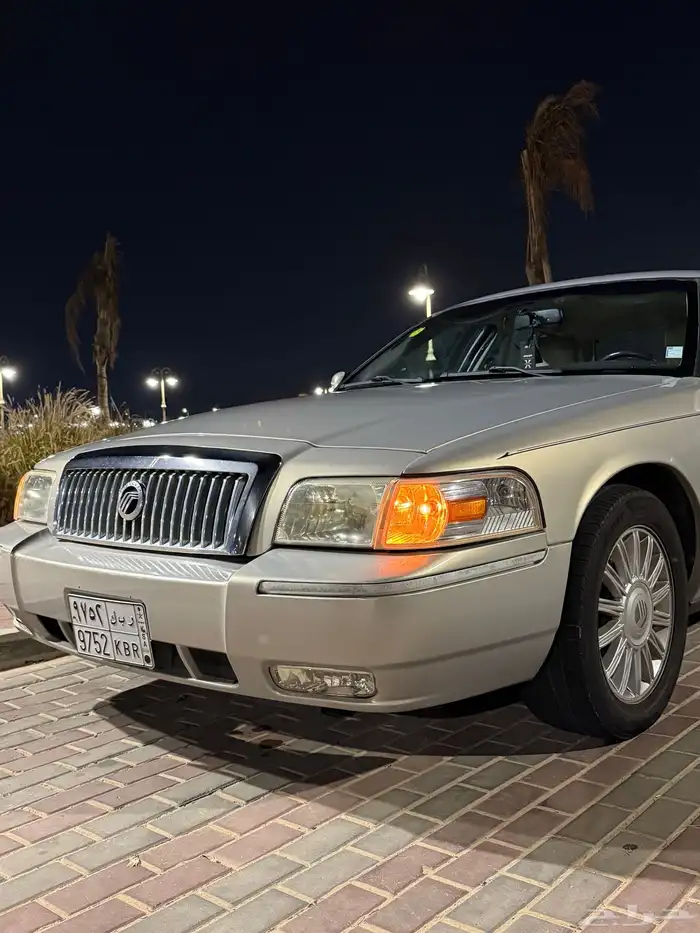 فورد جراند ماركيز 2011 5