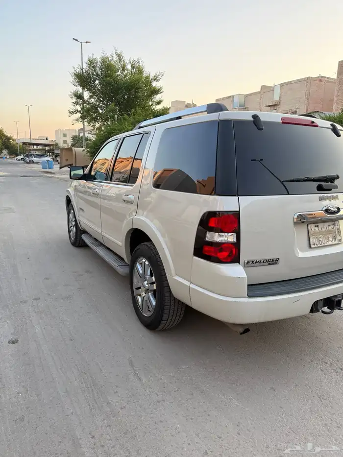 للبيع فورد اكسبلور 8