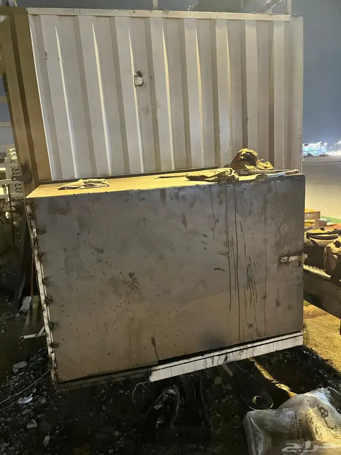 فود ترك 6 متر بكامل تجهيزاته فريزر مكيف ماطور كهرباء 1