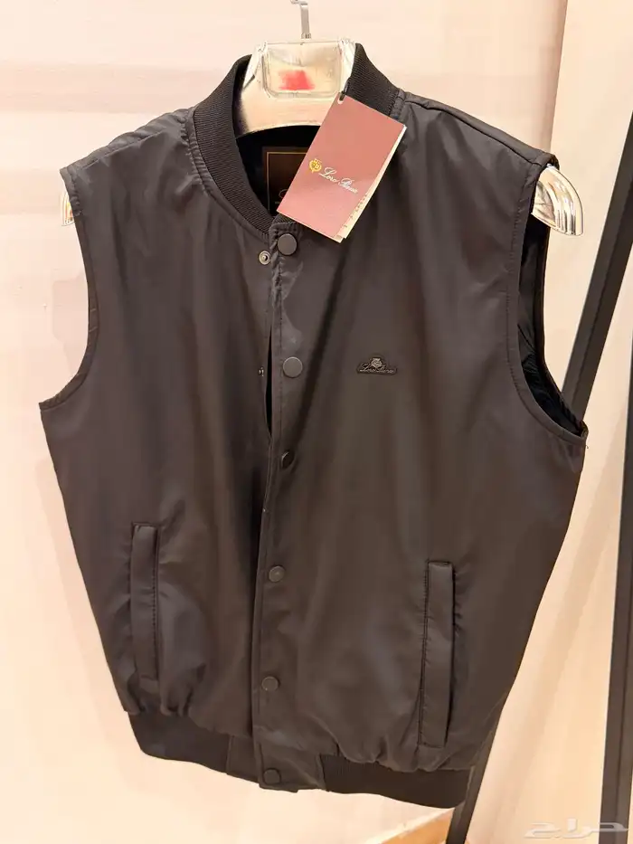 أفخم جاكيتات من أرقى الماركات العالمية 40