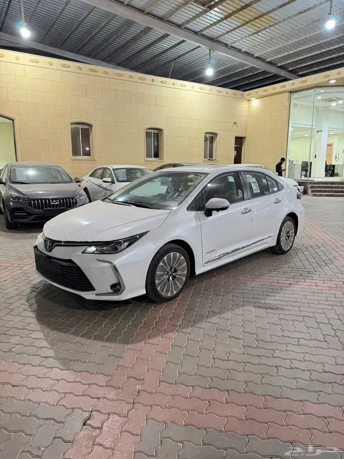 تويوتا كورلا XLI المطور فتحة بنزين 2025 0