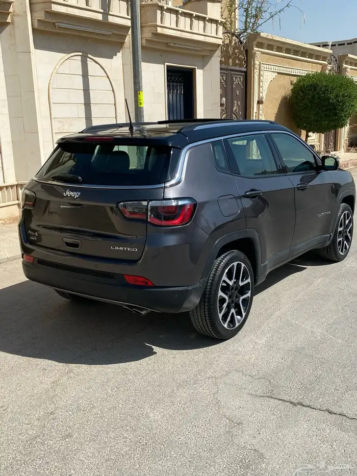 جيب كومباس 2021 26