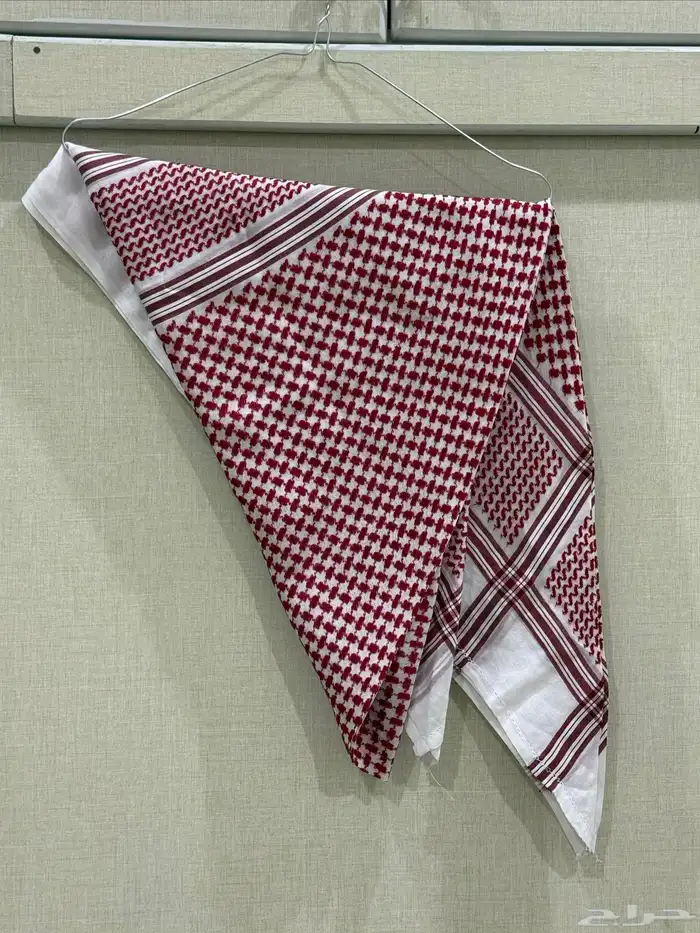 أشمغة مستخدمه للبيع في بيشة جنوب المدينه ب 250 ريال جملة 3