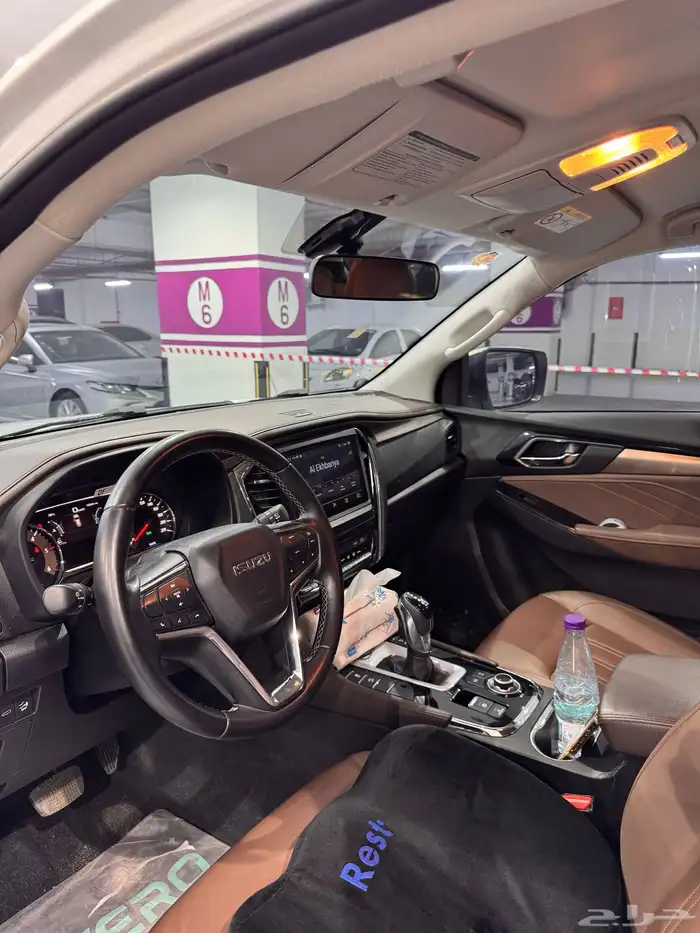 ايسوزو mu-x فل كامل مستخدم - Isuzu mu-x full option 8