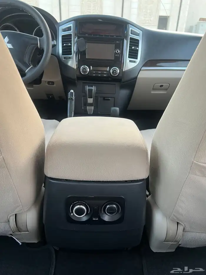 ميتسوبيشي باجيرو 2016 20