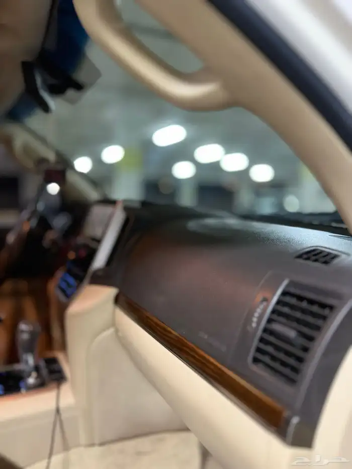 تويوتا لاندكروزر GXR 2017 مالك اول 41