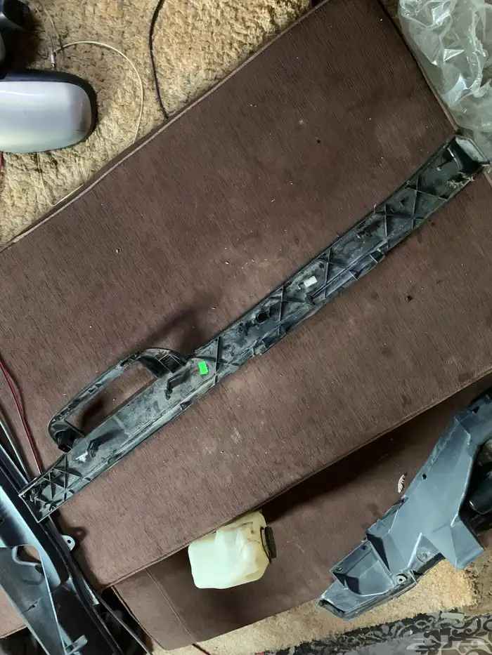 قطع فورد 2011اصلي وكاله 6