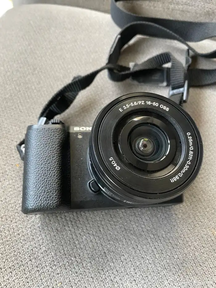 كاميرا سوني a5100 للبيع 0