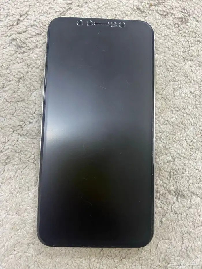 ايفون X وايفون SE 2016 8