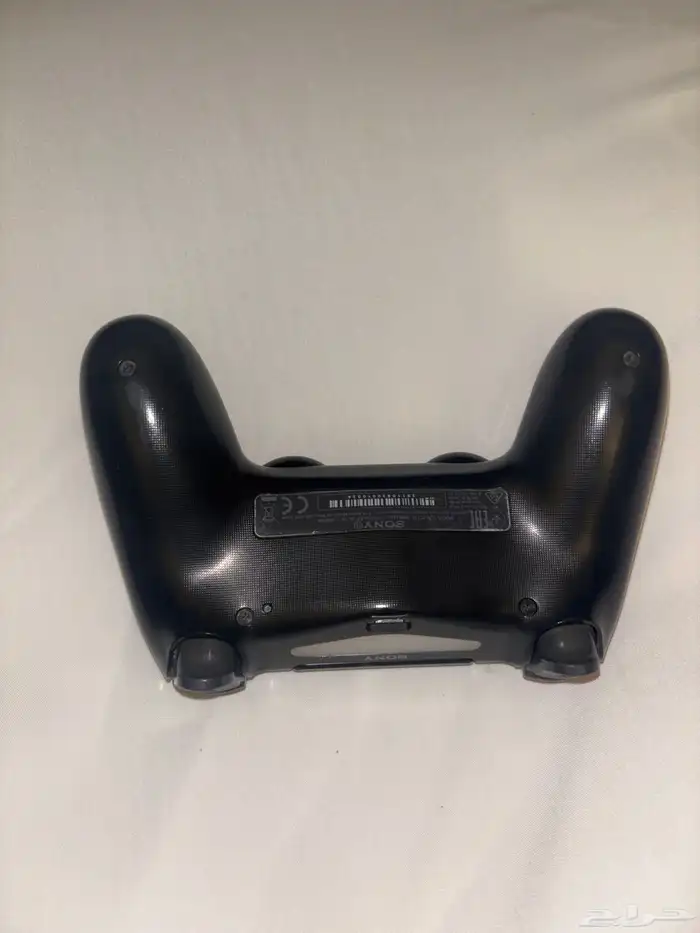 يد سوني 4 اصليه نظيفه 1