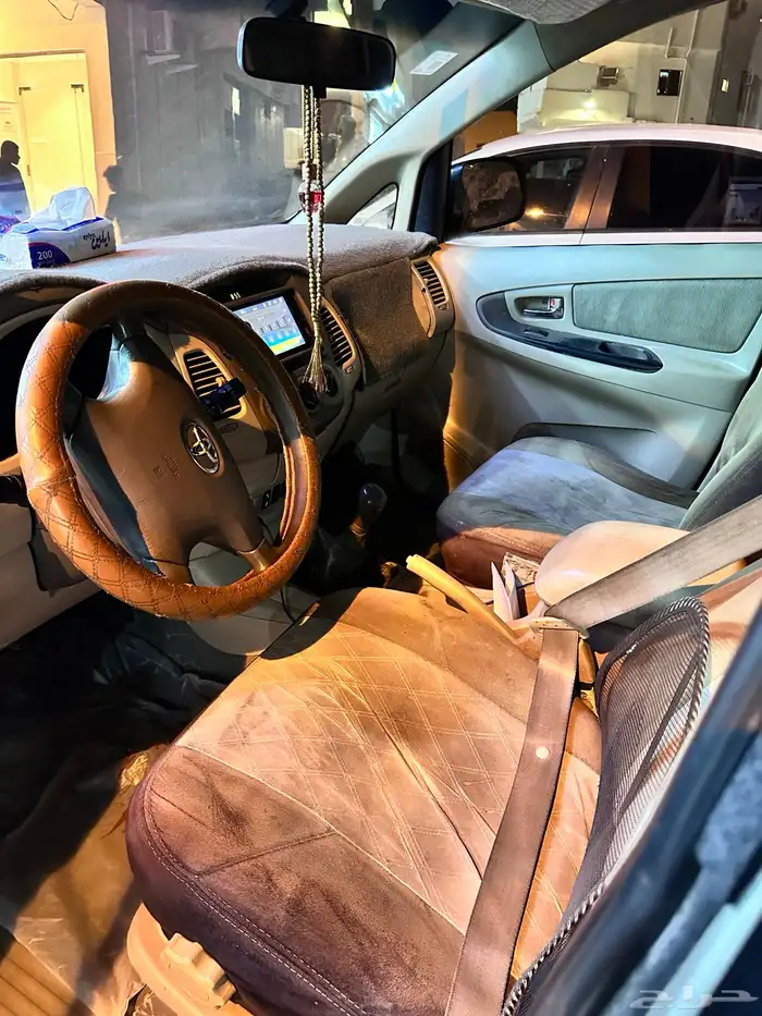 تويوتا أنوفا فاغن 2006 1