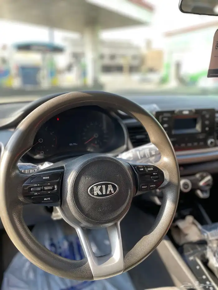 كيا ريو 2021 10