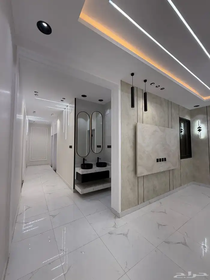 للبيع بحي الضيافة شقق أرضي وعلوي بسطح موقع كامل الخدمات 34