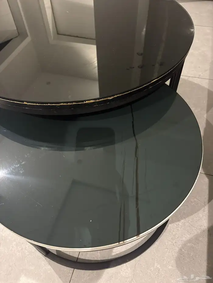 طاولتين خشب بقزاز متحرك 1