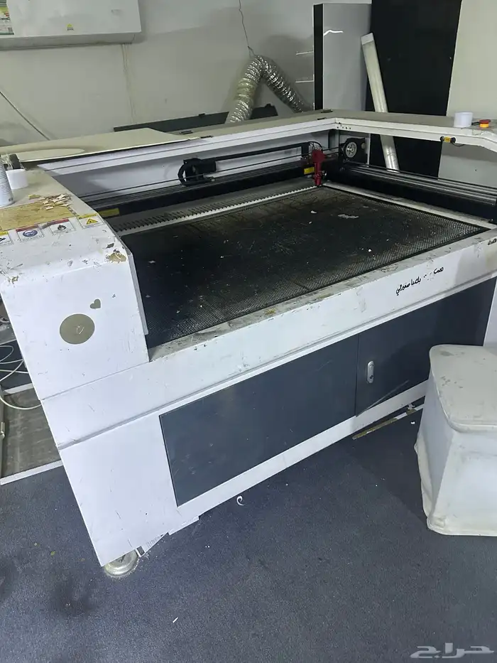 اكريلك ليزر 1