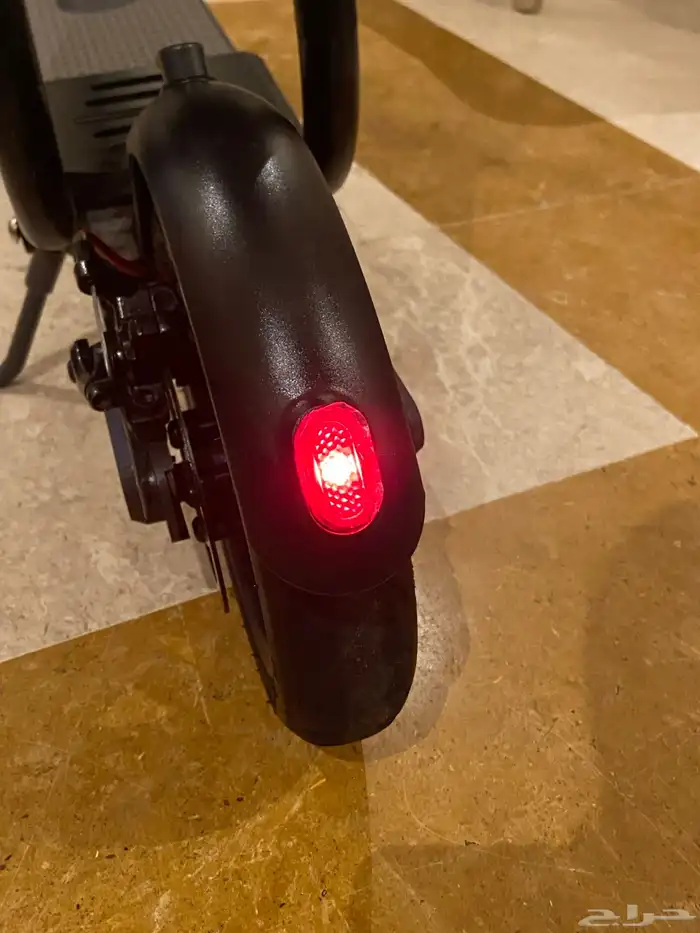 سكوتر شاومي قمة في النظافة بكرسي مع شنطة 6