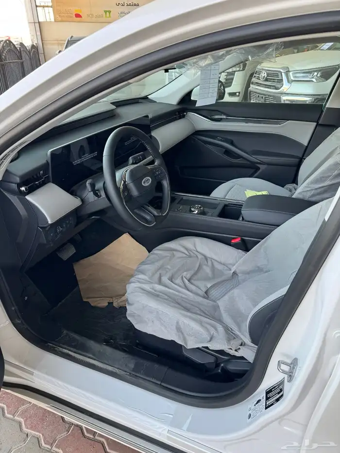 فورد تورس فئة امبيانتي بنزين 2026 8