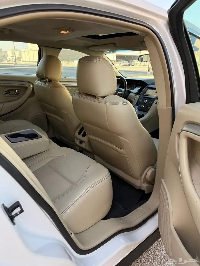 فورد تورس 17