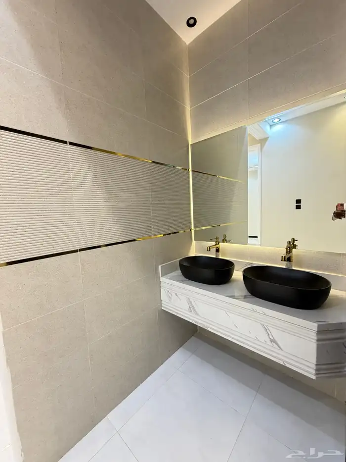 للبيع ارواف علوية وادوار أرضية حى الموسى موقع مميز 12