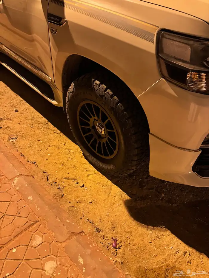 جنوط برايد خمس مسامير جنط مقاس17 مع كفرات حجريه 4