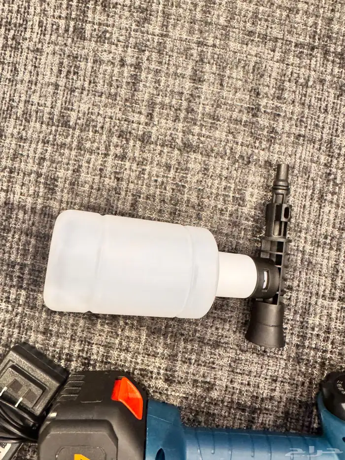 جهاز لغسيل السيارات 2