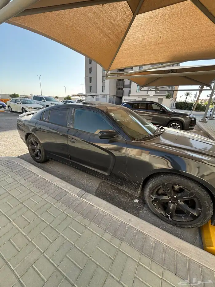 تشارجر 2013 نظيف السيارة للمستخدم فقط 5