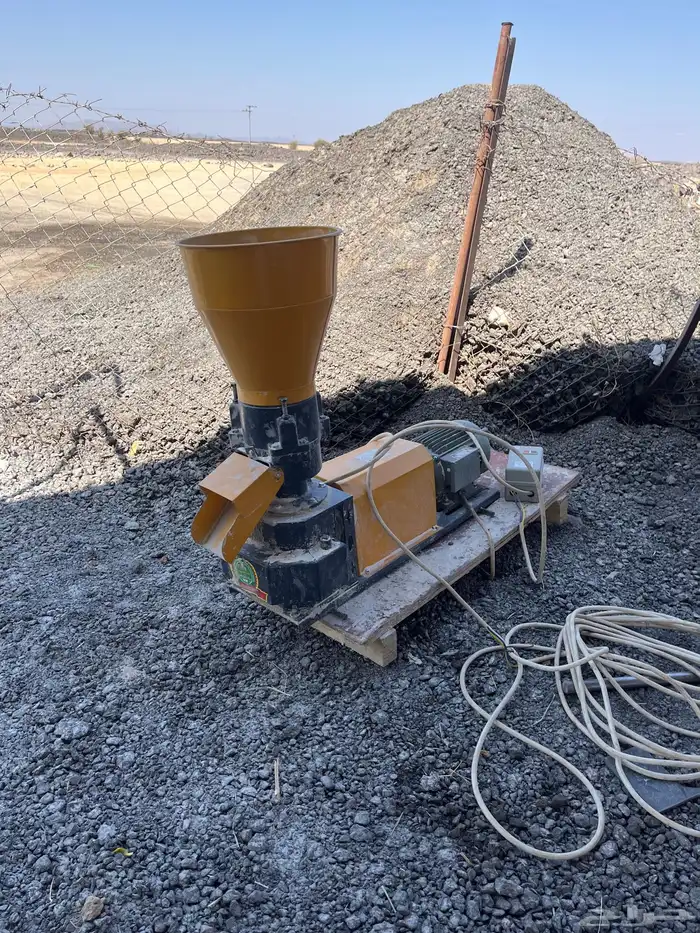 مكبس أعلاف 0