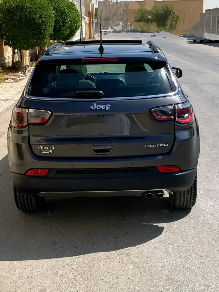 جيب كومباس 2021 19