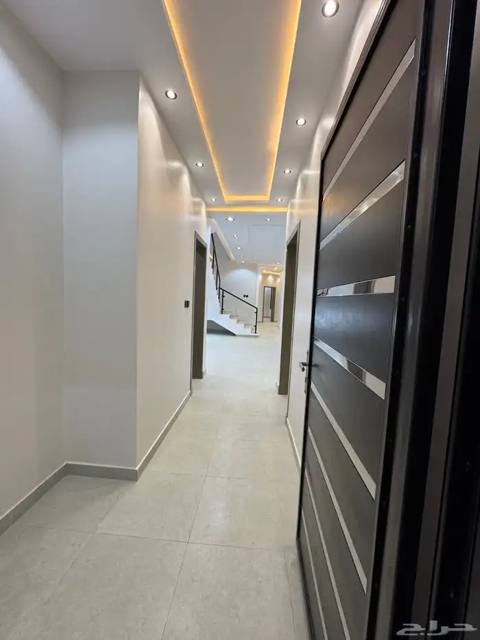 للبيع روف علوي دور ثاني مع ملحق بمشب مدخل مستقل بسعر مناسب 5