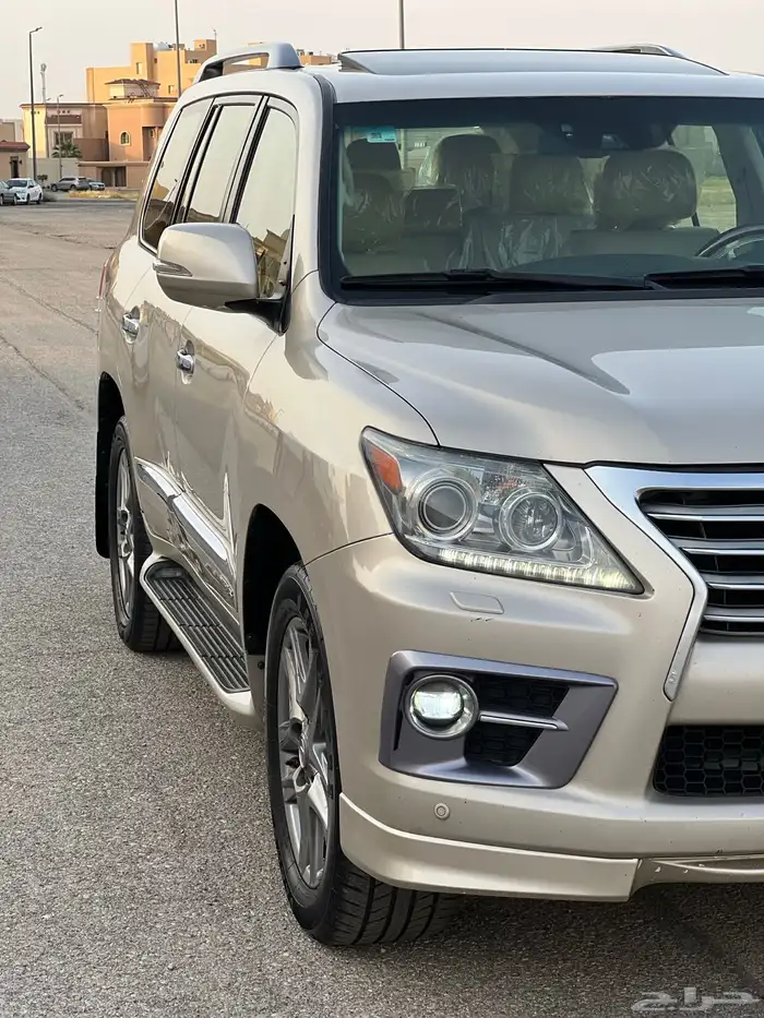 لكزس LX570 2014 فل ( بريمي ) 4