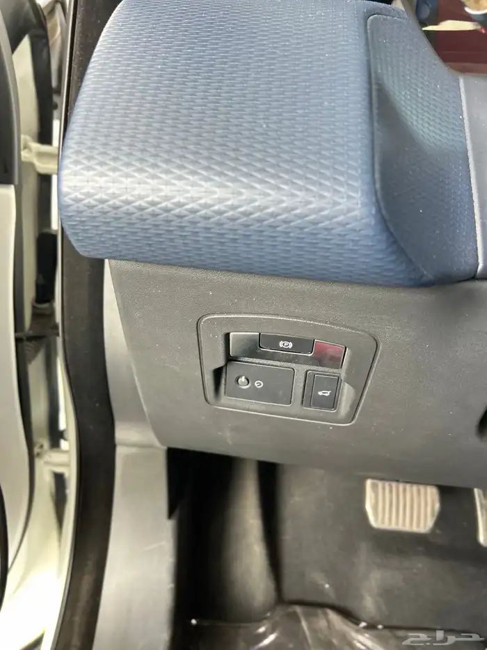 رنج روفر   فيلار 2019   عداد 52 الف كيلو 18