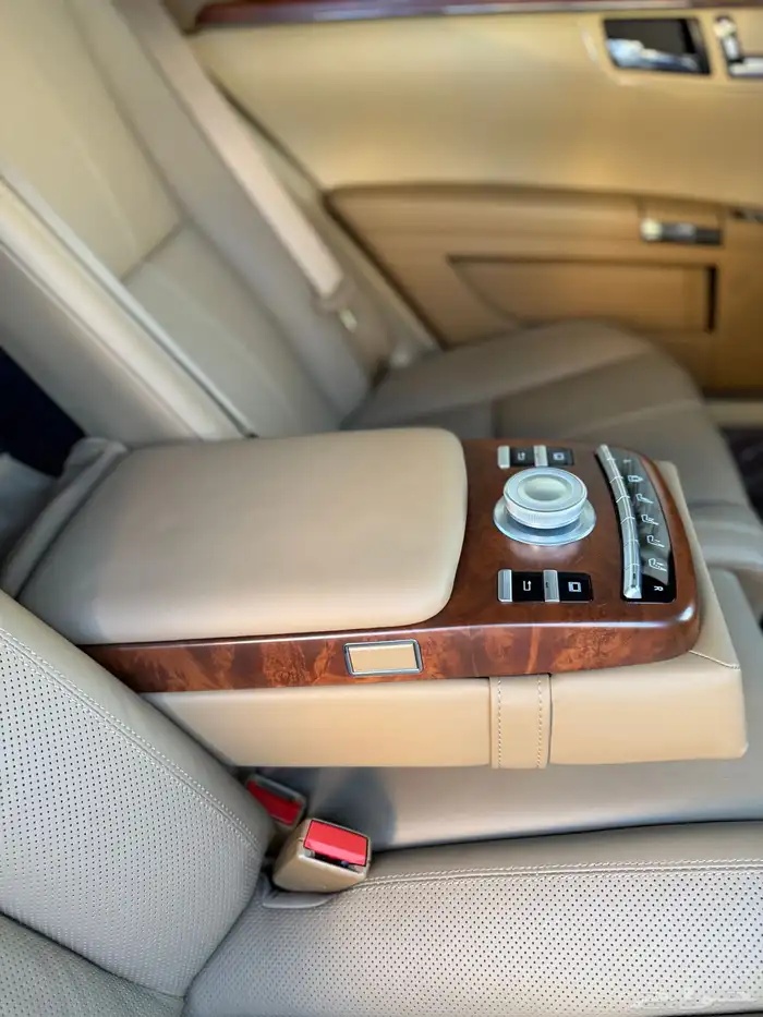 مرسيدس 2008 مخزنه ماشيه 21 الف وكاله 56