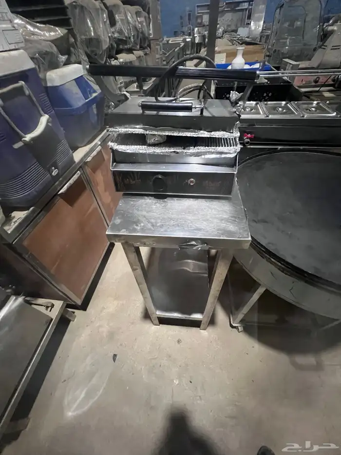 عجانة وساح وغاز وطولة 2دور وطولة دور وحد ومغسلة 8