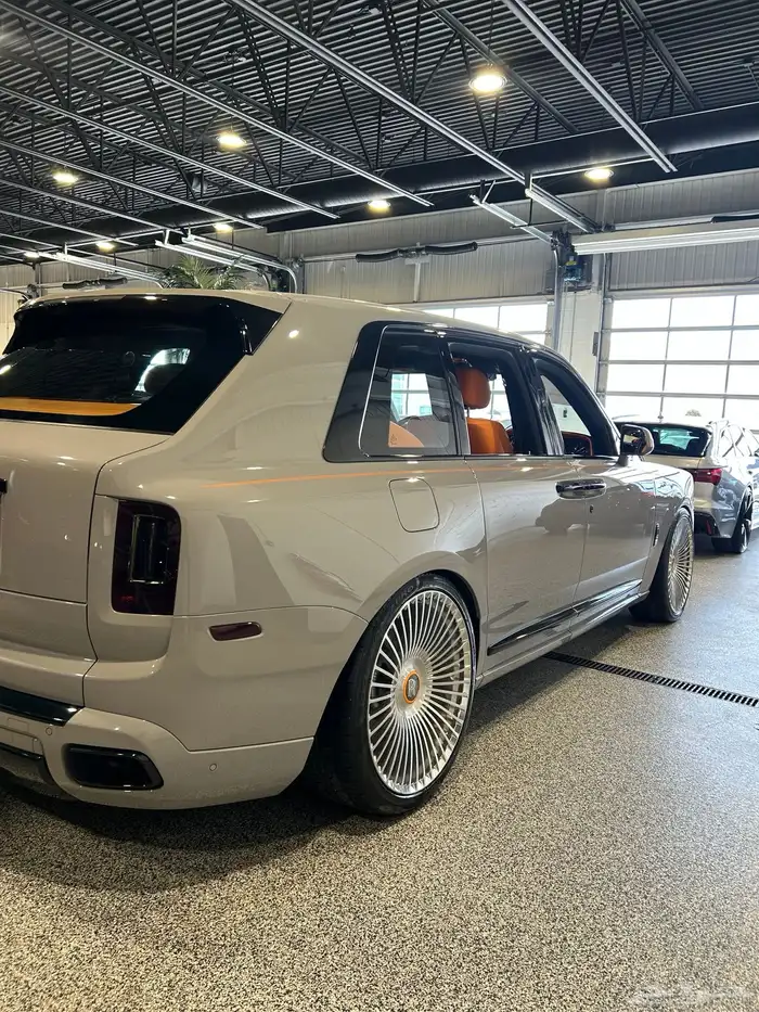 رولز رويس كولينان 2023 0