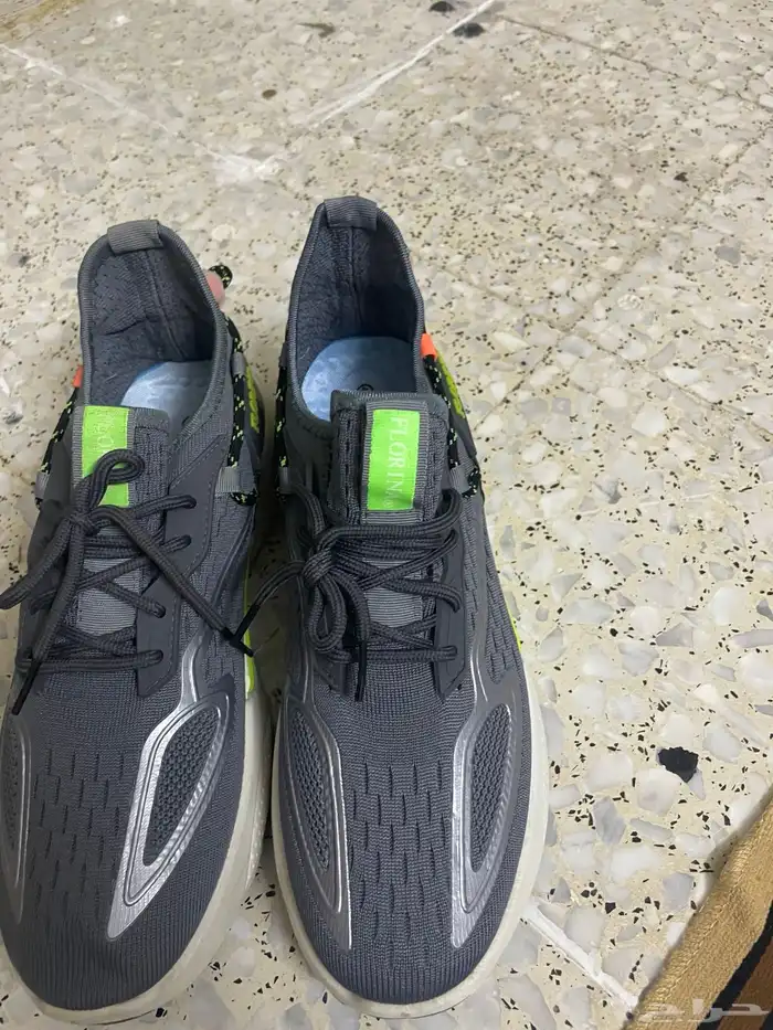 حذاء رياضي من فلورينا وكروكس نسائي 1