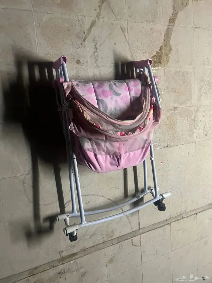 دراجة أطفال وسرير أطفال 6