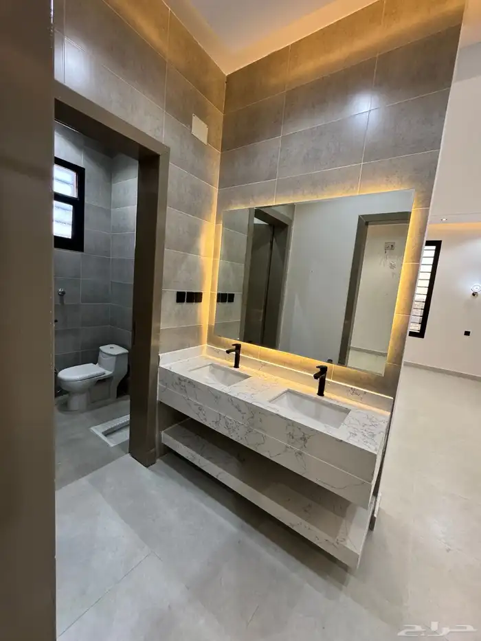 للبيع روف علوي دور ثاني مع ملحق بمشب مدخل مستقل بسعر مناسب 8