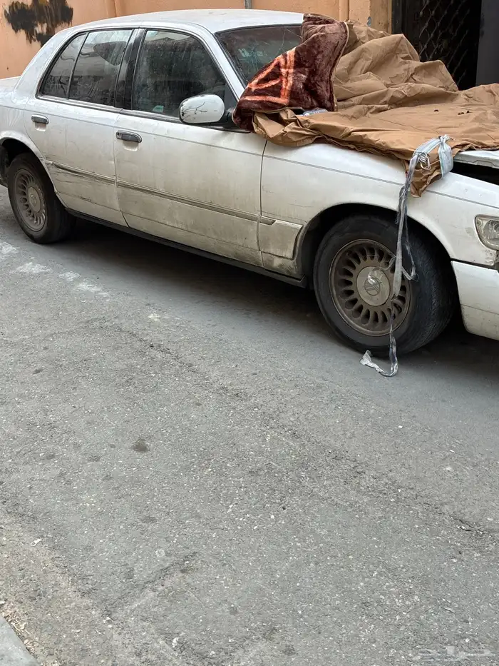 فورد ماركيز 98بيع قطع غيار فقط 0